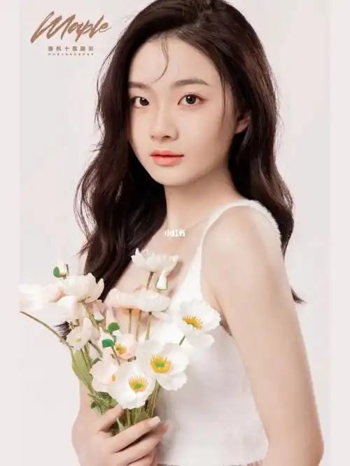 少女纯欲写真让人心动的风格太喜欢了