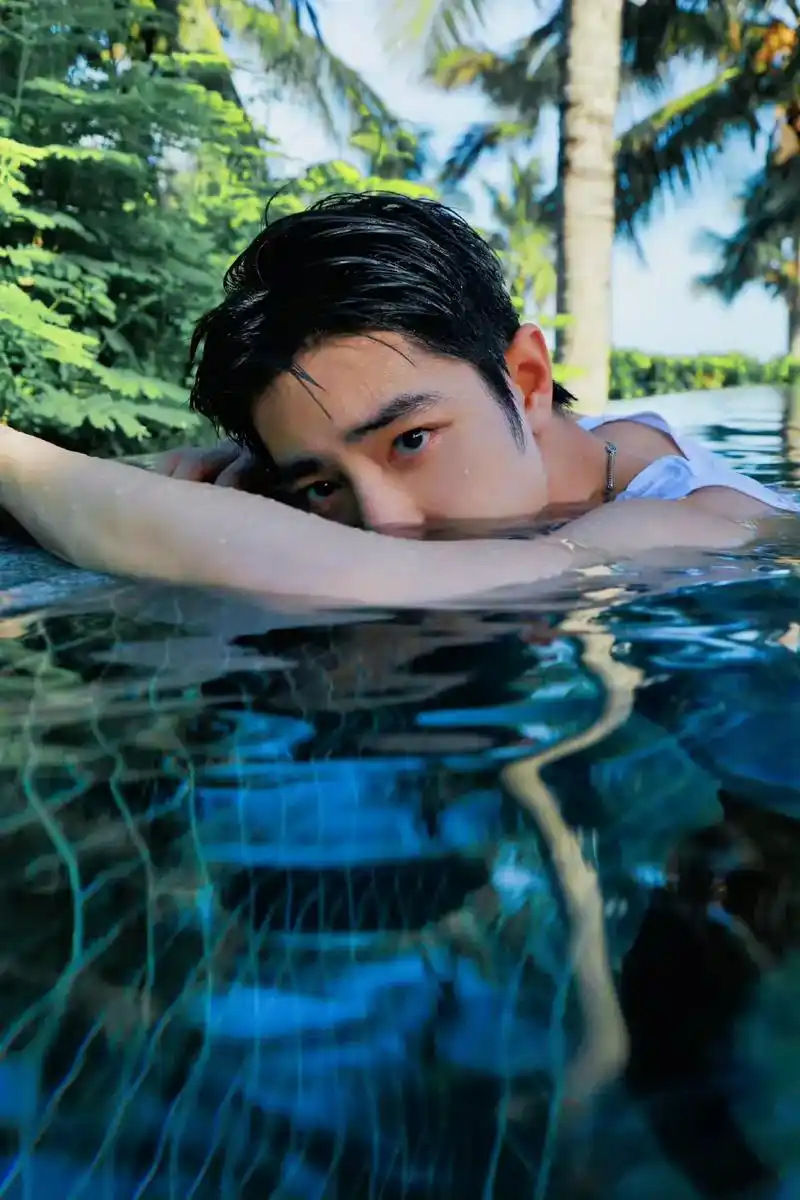 肖战 今天是什么好日子啊!战战,小室,微博,绿洲一起上. - 抖音