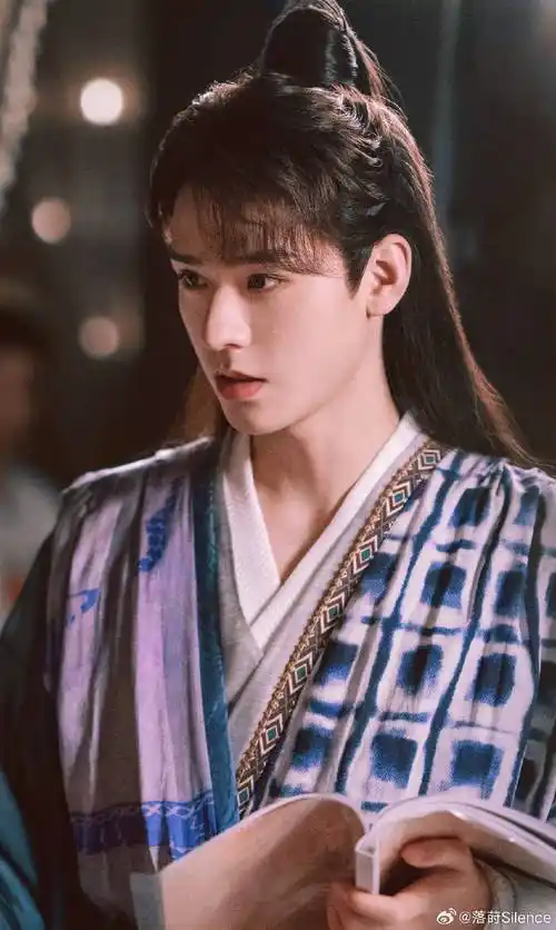 狐妖小红娘月红篇#我的评分:  龚俊东方月初太帅了,演技活灵活现的