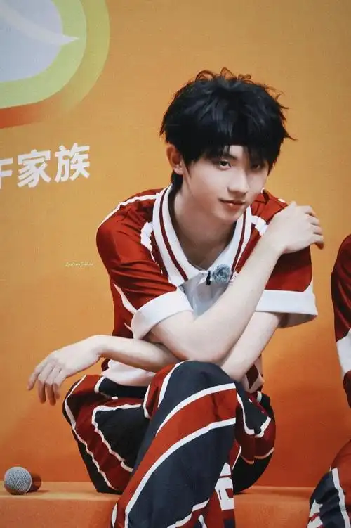 tf家族运动会】【马嘉祺运动会】时代少年团壁纸超话#时代少年团#cr