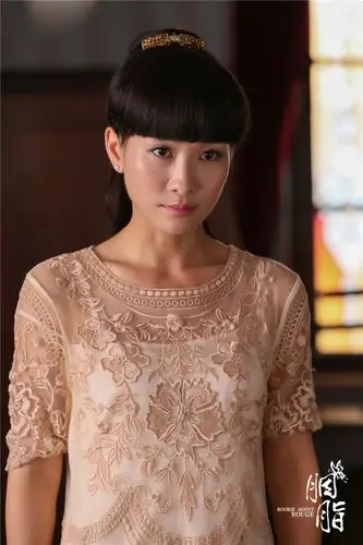 蓝胭脂越来越接近谜底,一旦真相被揭露,她与冯曼娜的友情究竟该何去何