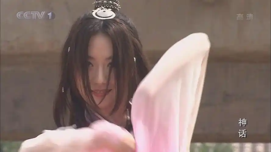 所以在剧版神话里,白冰的玉漱公主一出场