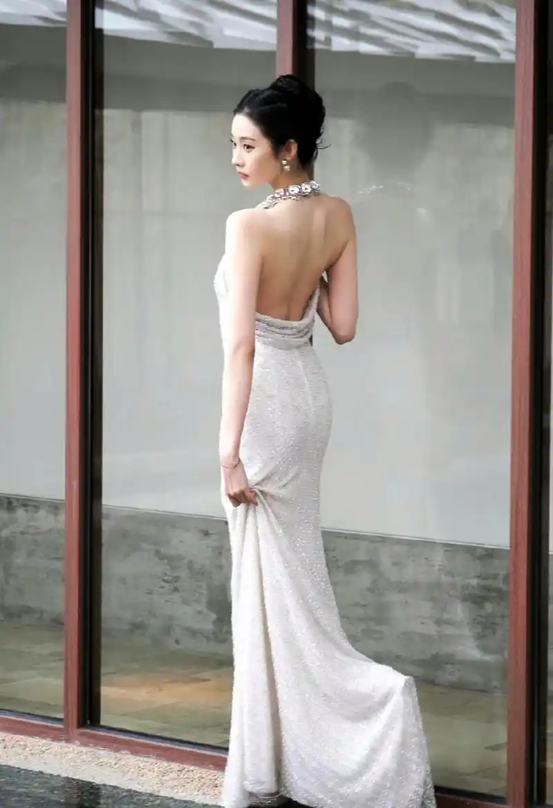 张艺凡身材好优秀