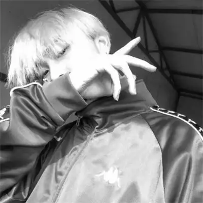 男生头像 痞帅 黑白