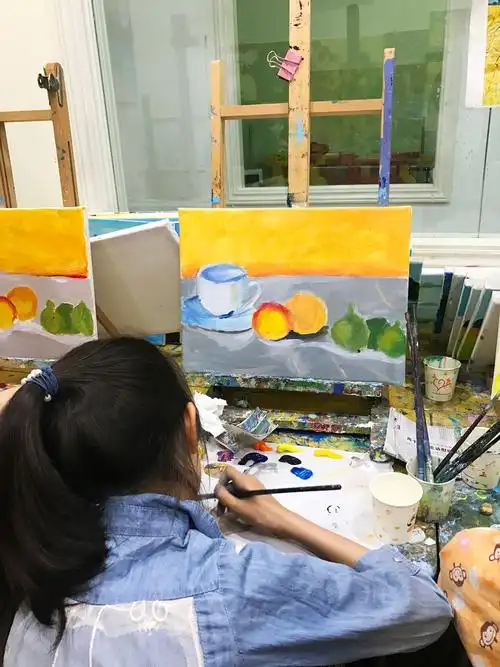 武汉油画提高班学费_少儿美术培训价格_酷酷熊美术教育-培训帮