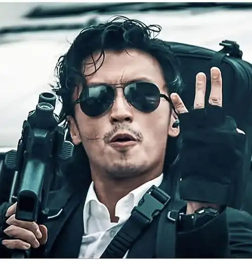 高颜值怒火重案谢霆锋同款墨镜开车驾驶偏光太阳眼镜防.