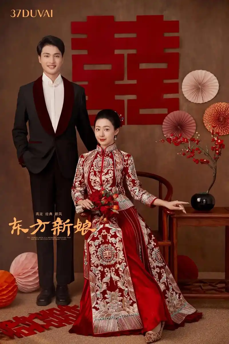 00后心动78长辈也喜欢的新中式婚纱照