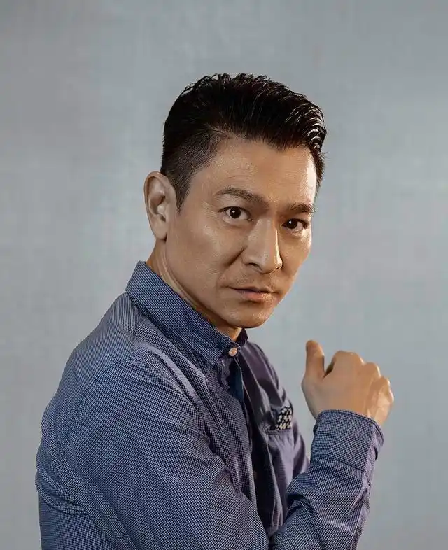 图集刘德华最帅的几张照片这才是真正的男神