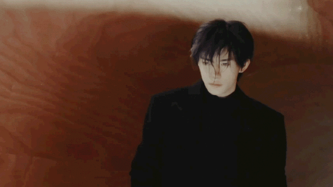 易烊千玺世界尽头传来的影像回响##易烊千玺电影小小的我