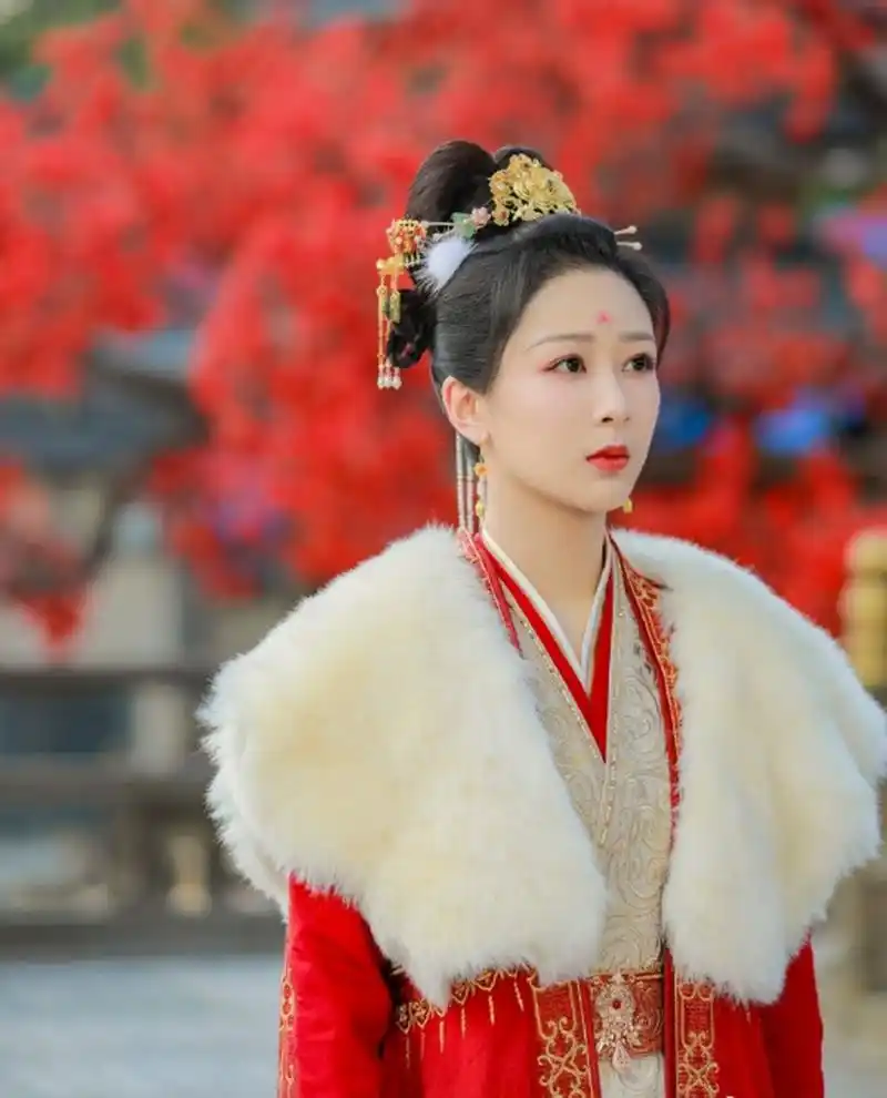 ai共创计划# 由杨紫,张晚意等主演的古装电视剧《长相思》,真的是