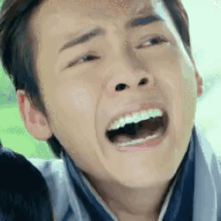 男星拍哭戏,千玺撕心裂肺,吴亦凡"挤"眼泪,而最虐的还是他!