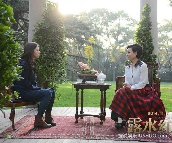 露水红颜刘亦菲空姐装惊艳