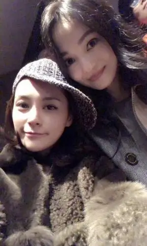 真心话环节 张韶涵暗讽被范玮琪伤害 撕了8年为何不停手