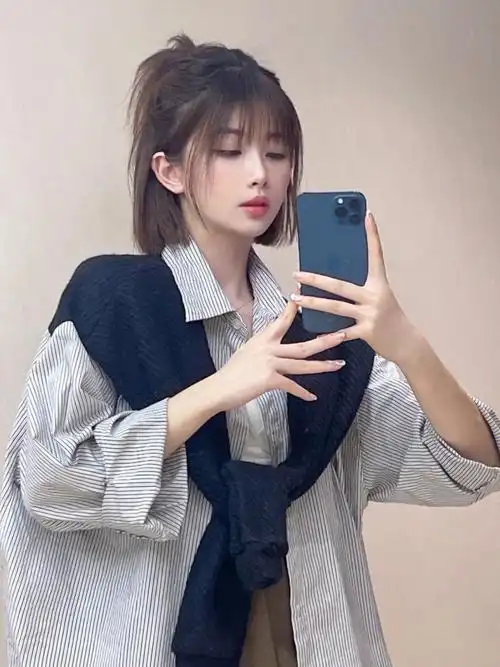 短发发型短发扎半高马尾妥妥的减龄密码