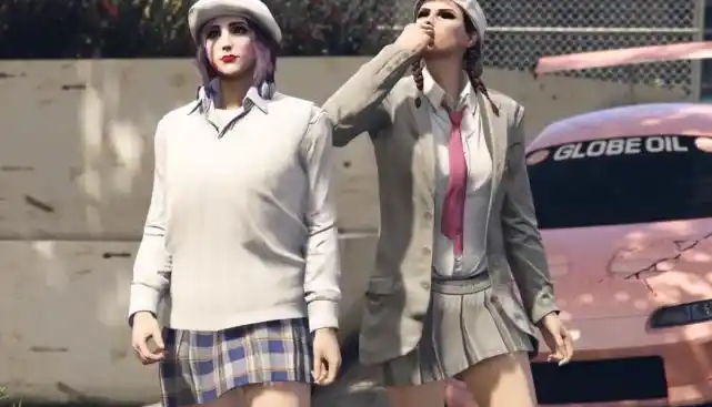 当你在《gta5》中身穿jk女装会怎样?简直就是换装游戏的鼻祖!