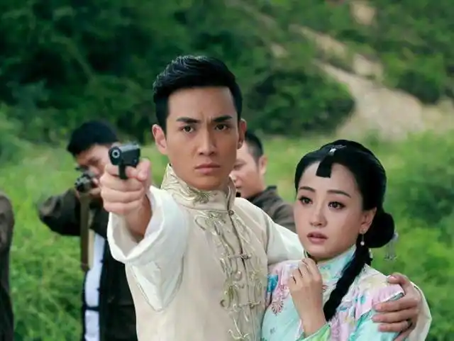 朱一龙的电视剧《情定三生》在湖南卫视重播