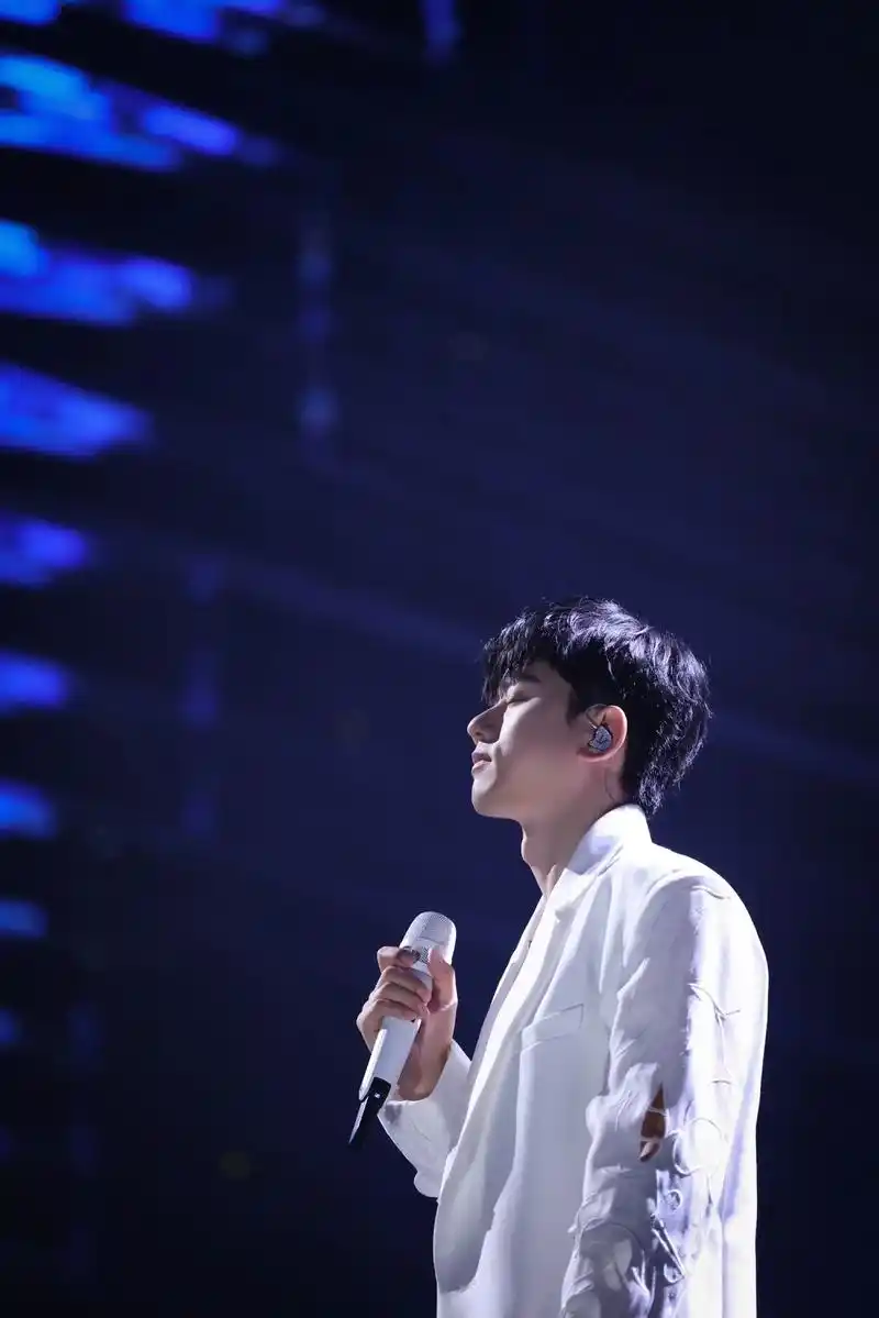 张杰  张杰壁纸系列#张杰未l - 抖音