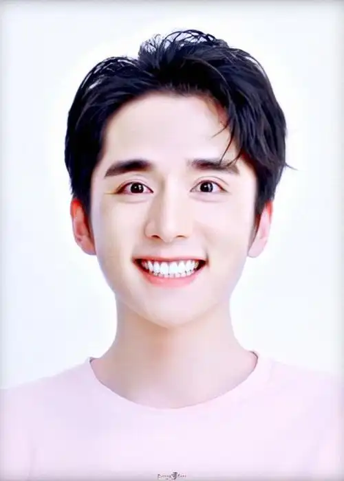 200602 快来围观连证件照都帅skr人的张新成 女心狙击手出击|发型