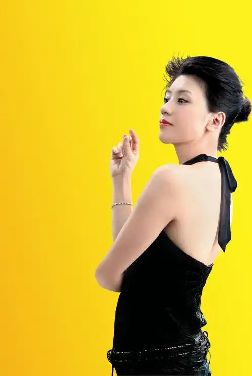 富得宝家具代言人 贾静雯