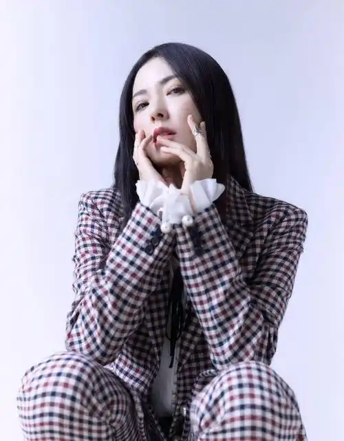 曾黎没觉得自己有多美?_胡静_挑战_节目