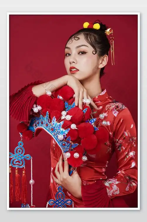 复古男女国潮美女戏曲风凤冠写真