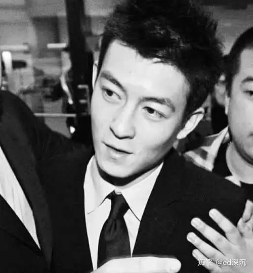 有哪些陈冠希的帅照可以做头像的那种