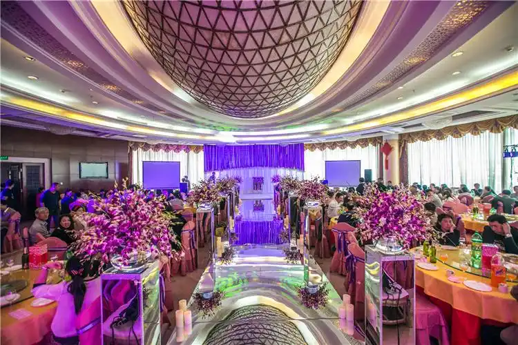 【爱洛阁婚礼策划_爱在盛夏】(图)_婚礼现场图片,视频-长春 - 到喜啦