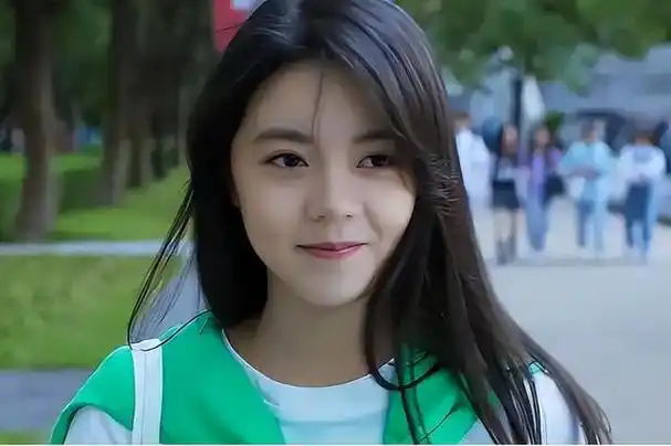 "赵今麦字体"走红,对比"杨颖字体"高下立见,难怪受老师喜爱