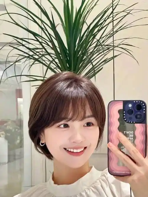 知性时尚真耐看——露耳波波头,短发新风尚_发型_女性_魅力