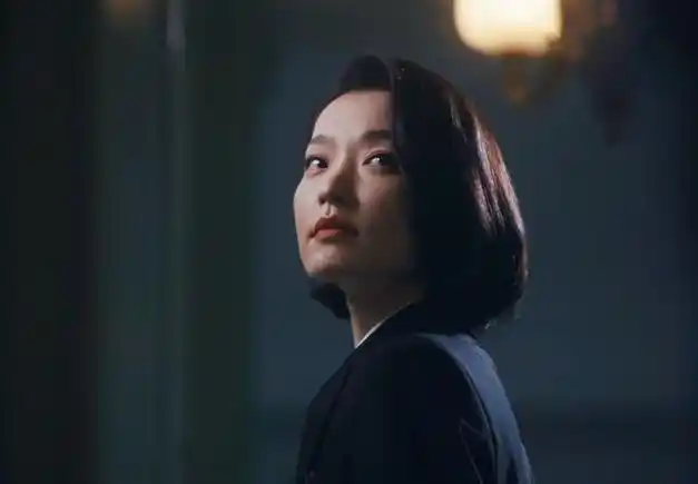 事实证明42岁无人敢娶的杜鹃已经走上了演员的另一条路