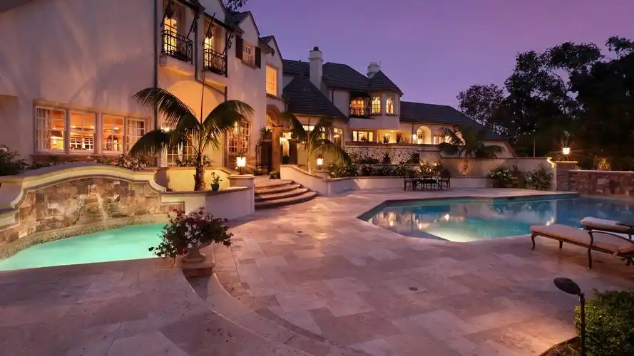 豪华别墅游泳池壁纸