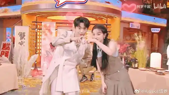 老师投稿一下#黄子弘凡##宋雨琦#私下关系如何?