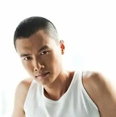 男生超短发发型有哪些推荐五款清爽时尚的毛寸发型