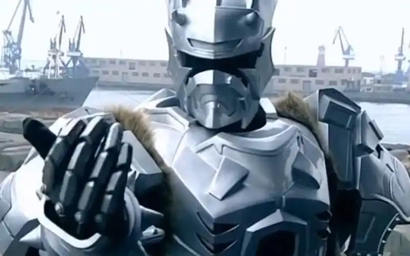 最帅不过雪獒铠甲,人狠话不多,走路变身那一段实在是帅_哔哩哔哩