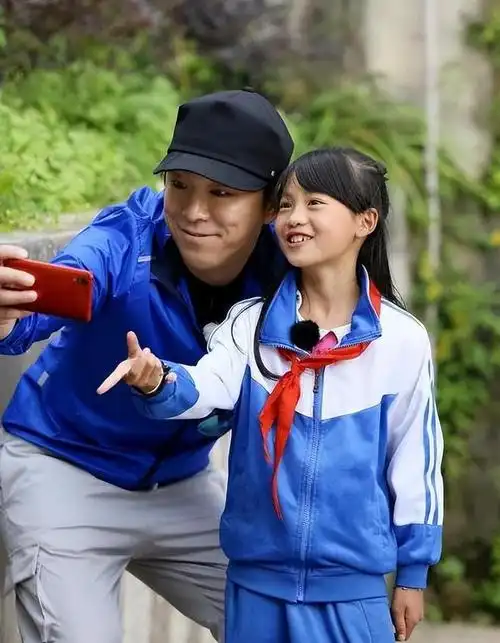 黄渤花钱让女儿改国籍,真相曝光让人失望|董卿|汪峰|章子怡|李连杰