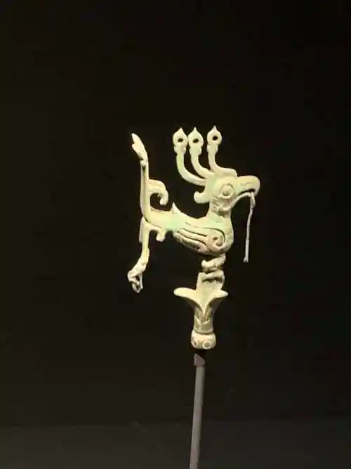 三星堆遗址是不是也算基础哈哈,在过3500年凤凰机场还在吗,[大笑]