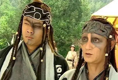 《倚天屠龙记》实力排名前十名高手,玄冥二老勉强入围