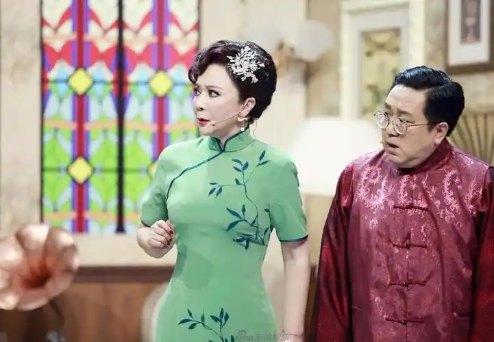 蔡明穿复古旗袍是怎么回事?