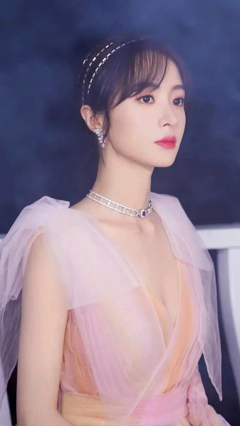 新生代小花胡冰卿高清写真图集,如花似玉,绝代佳人