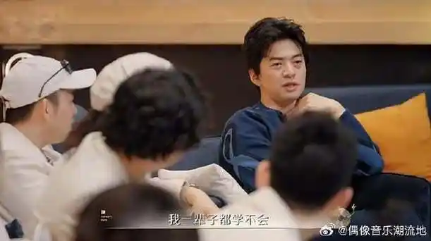 李克勤唱《傻女》,独特唱腔让李健叹息:我一辈子都学不会!