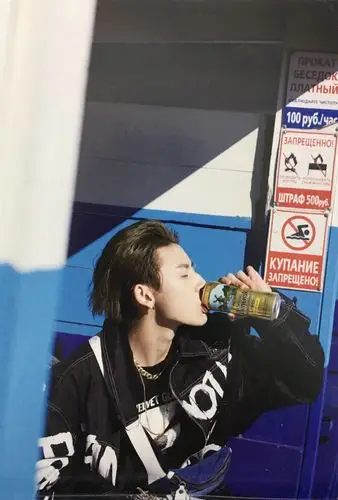 全屏背景/锁屏/壁纸/高清/小清新/小鬼/明星