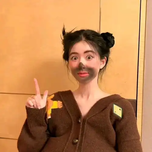 〔赵露思〕我天!这张也太适合做头像了吧!太可爱了!