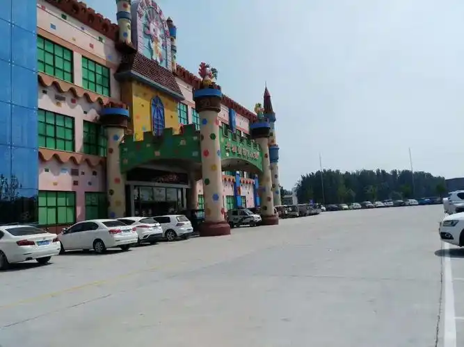 星期八小镇商铺一间35平毛坯资金周转急售23万买到即赚.到