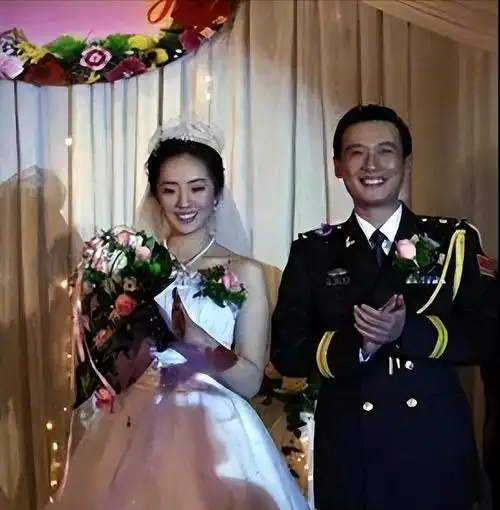 提起徐洪浩这个名字,许多人都没什么印象,但只要看到他的脸,就能想象