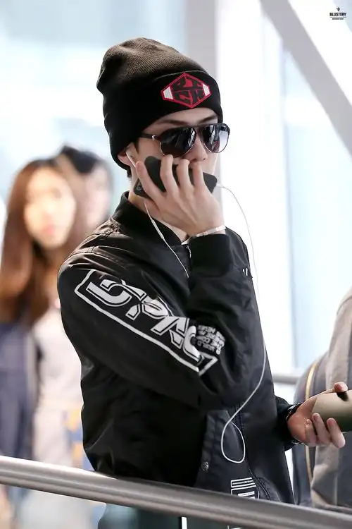 吴世勋 150507 香港-仁川机场