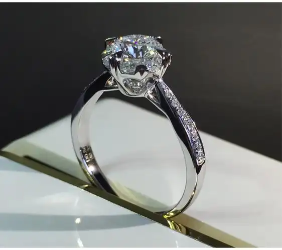 正品d色莫桑钻石戒指女一克拉18k金群镶捧花款钻戒情侣求结婚女戒