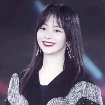 谭松韵微博头像