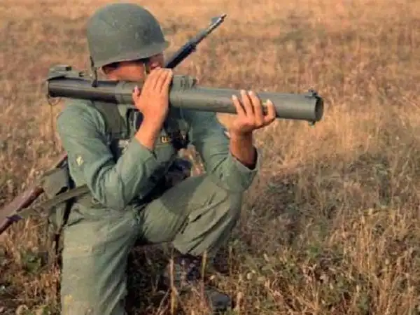 m202四联装火箭筒,"昙花一现"的经典,如今只存活在老电影里!