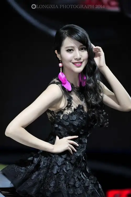 【龙虾出品】——《2014北京国际车展靓丽掠影》精选美丽车模海量精美