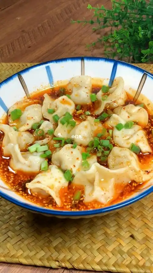 酸汤水饺饺子这样做好吃到汤都不剩